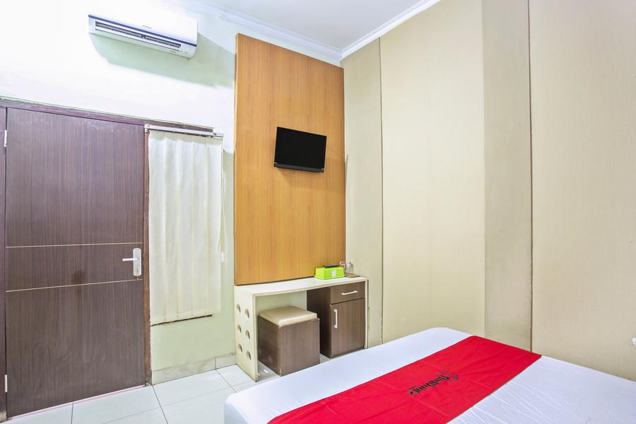 Reddoorz Near Adisucipto Airport 3 Guest house Kalasan